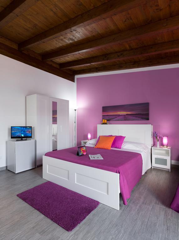 Arricampati Airport Rooms & Bringo Car Rental Carini Exterior foto